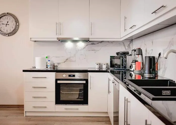 Ari's Διαμέρισμα Σαράντα