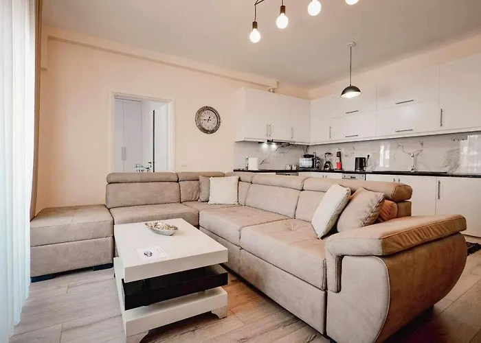 Ari's * Σαράντα