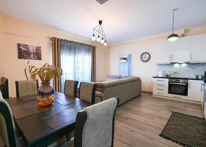 Ari's Διαμέρισμα Σαράντα